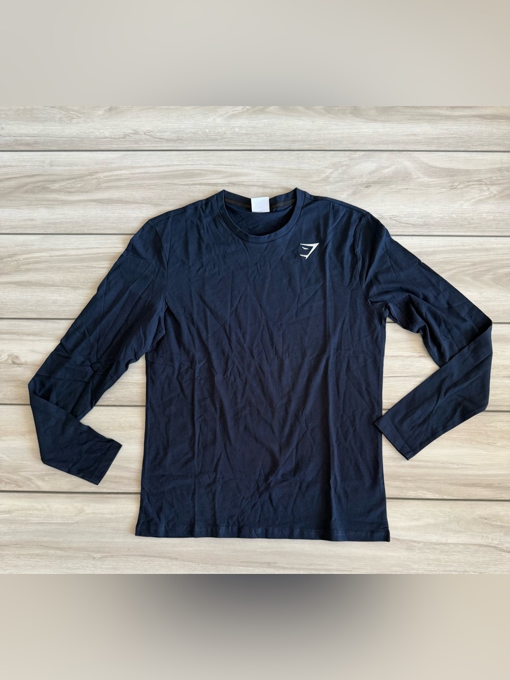 Gymshark Crest Long Sleeve T-shirt Black Small NWT IN PACKAGE